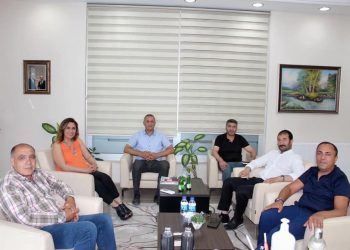 Odamız üyesi Mehmet Sürkit odamız yönetim kurulu başkanı Kamil Arslan ‘ı makamında ziyaret etti.