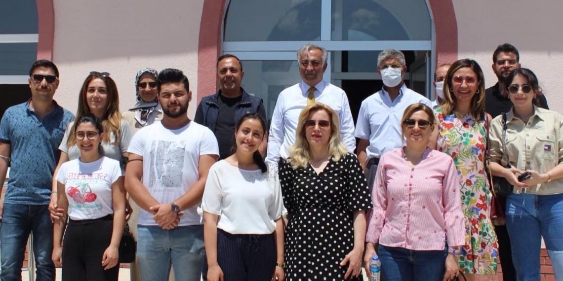 Reşat Sürkit Yakup Akil ilkokuluna ziyaret..