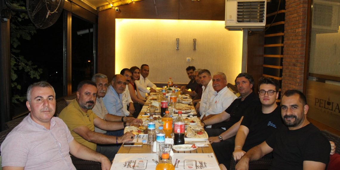 GELENEKSEL KAYNAŞMA YEMEĞİ YAPILDI.