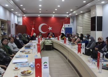 Kadın Girişimciliğinde Yol Haritaları, Kooperatifçilik ve Kendi İşini Kurmak” konulu eğitim programı 3.gününde Cüneyt Örkmez hocamız ile devam etmektedir.