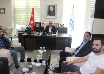 İpsa dış ticaret ltd. şti imalat müdürleri  Zulali özgündüz ve Erkan Yüksel odamız yönetim kurulu başkanı Kamil Arslan’ı makamında ziyaret etti