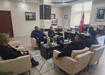 Ak parti insan hakları komisyonu odamız yönetim kurulu başkanı Kamil Arslan’ı makamında ziyaret etti