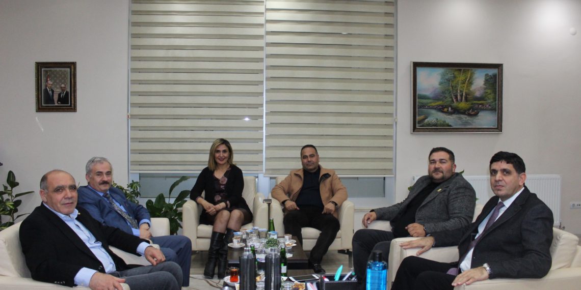 Odamız yönetim kurulu başkanlığına  güven tazeleyerek Yeniden Seçilen Odamız yönetim kurulu başkanı Kamil Arslan ‘a Iğdır Üniversitesi Rektörü Prof. Dr. Mehmet Hakkı Alma  Hayırlı  olsun ziyaretinde bulundu