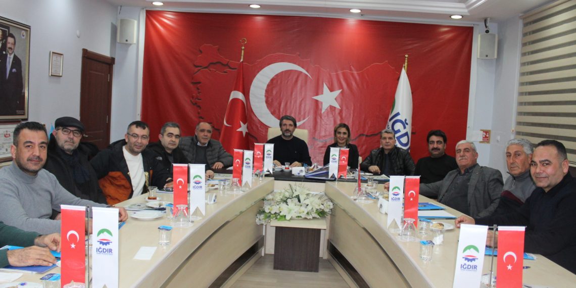 Odamız Ocak ayı Meclis toplantısı Meclis Başkanı Tahir Talay başkanlığında yapıldı.Söz alan Başkan Talay 2023 yılı ilk toplantısının ilimiz odamız ve üyelerimiz için hayırlara vesile olmasını temenni ediyorum dedi.