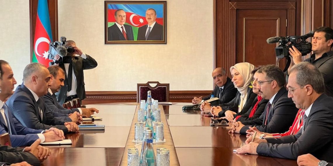 Nahçıvan yetkili temsilcisi Fuad Necefli ile heyetler arası görüşme gerçekleşti