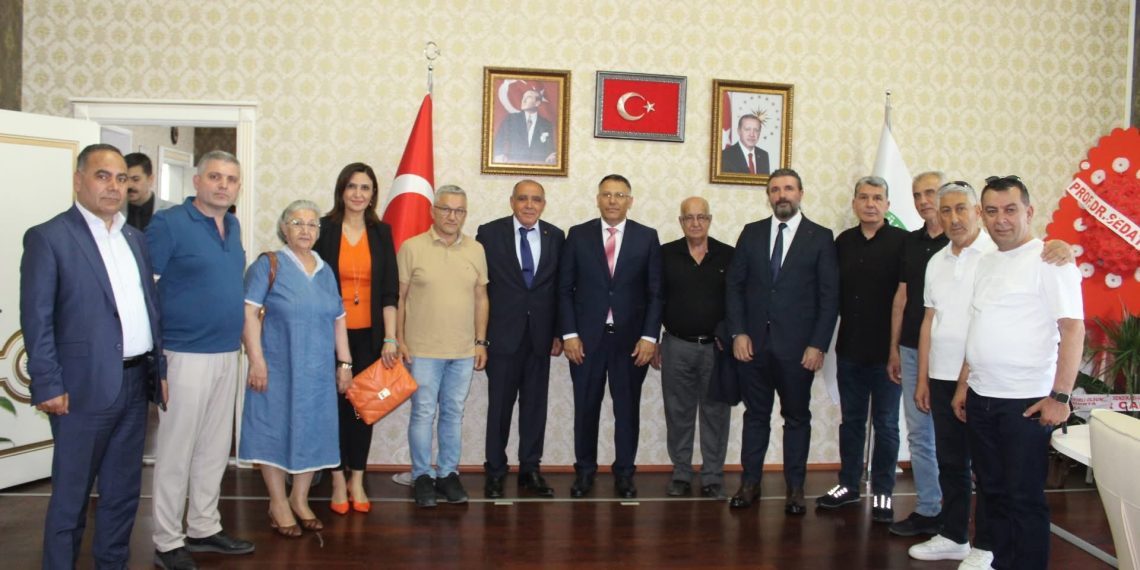 REKTÖRE HAYIRLI OLSUN ZİYARETİ